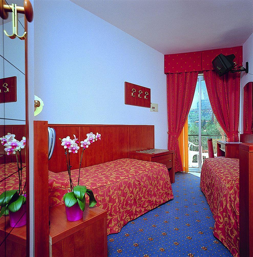 Hotel Garden Limone sul Garda Dış mekan fotoğraf