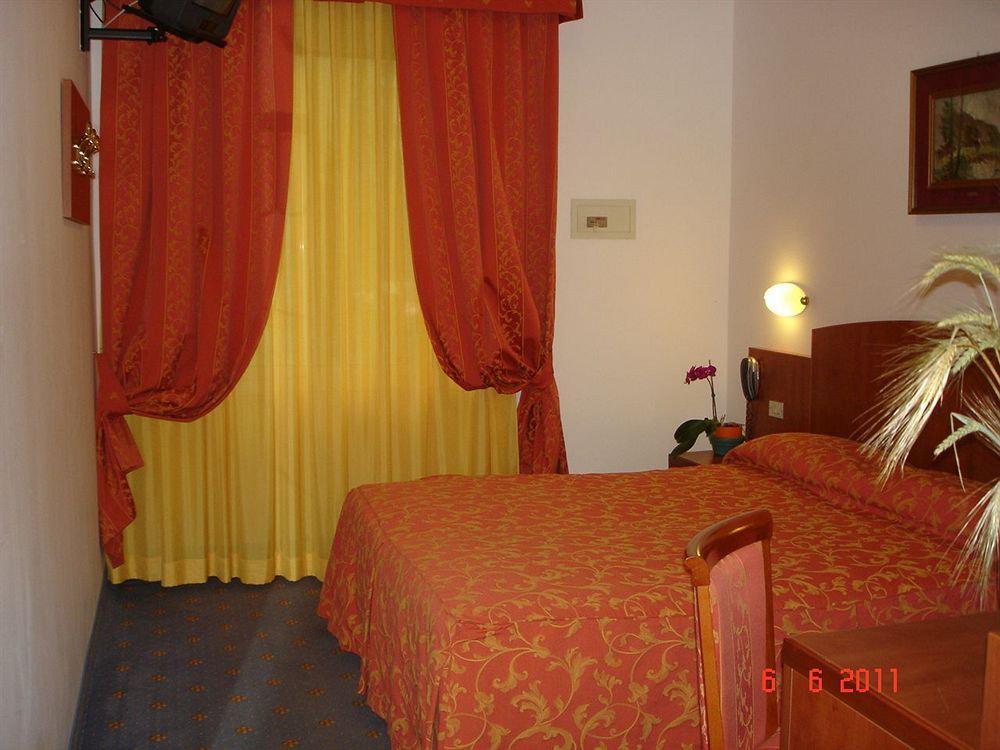 Hotel Garden Limone sul Garda Dış mekan fotoğraf